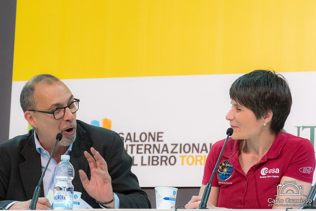Salone Internazionale del Libro di Torino 2019: il giorno dell'inaugurazione 7 Salone Internazionale del Libro di Torino 2019 - Samantha Cristoforetti