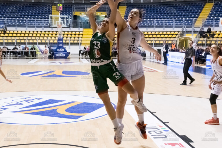 Sicily By Car Palermo Basket: Marta Verona - © Carlo Granisso