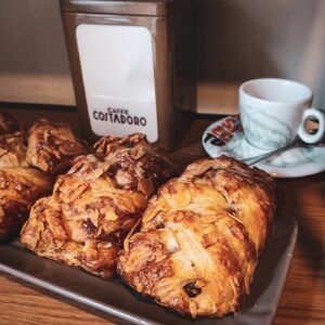 HOPS Torino - Beer shop & Coffee: Birra artigianale e caffetteria a km zero 7 HOPS Torino - Beer Shop & Coffee: Treccia al caramello salato