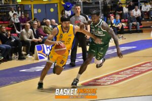 Macio Teague durante Reale Mutua Torino vs Unicusano Avellino Basket al Pala Gianni Asti di Torino